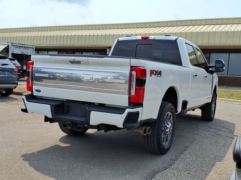 Used 2024 Ford F250 Limited w/ FX4 Off-Road Package AWD/4WD image 5