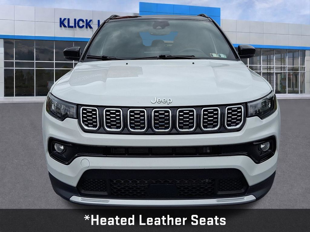 Used 2025 Jeep Compass Limited AWD/4WD image 2