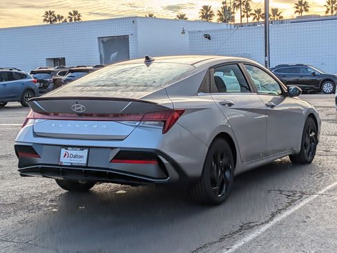 New 2026 Hyundai Elantra SEL Sport image 4