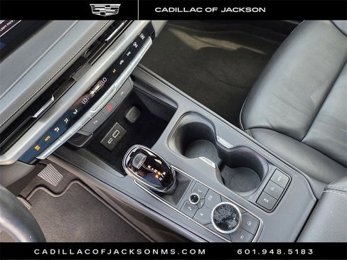 Certified 2024 Cadillac XT4 Premium Luxury image 21