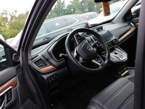 Used 2020 Honda CR-V Touring image 3