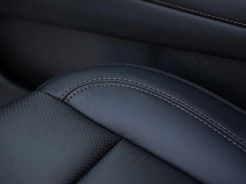 New 2026 Chevrolet Suburban High Country image 23