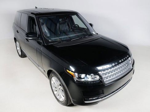 Used 2016 Land Rover Range Rover HSE image 28