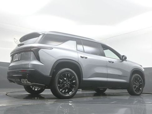 New 2026 Chevrolet Traverse LT w/ Midnight/Sport Edition AWD/4WD image 12