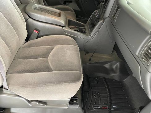 Used 2005 GMC Sierra 1500 SLE image 29