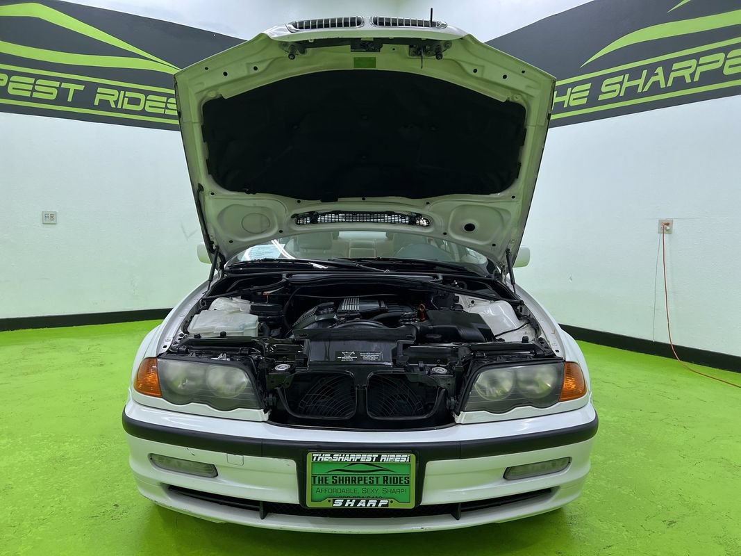 Used 2000 BMW 328i Sedan RWD image 4
