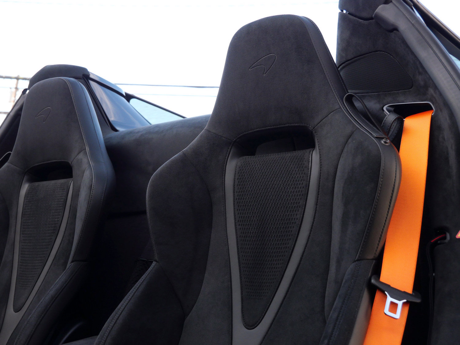 Used 2024 McLaren 750S Spider RWD image 16