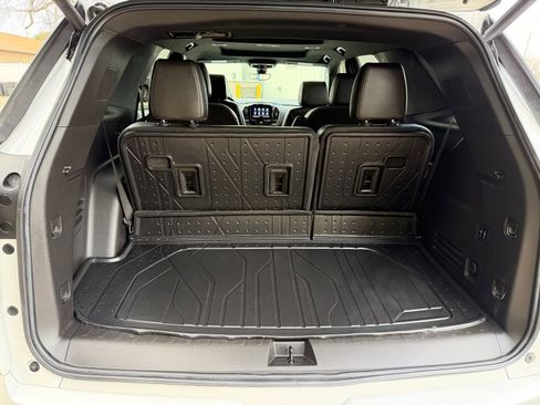 Used 2022 Chevrolet Traverse High Country w/ LPO, Floor Liner Package image 34