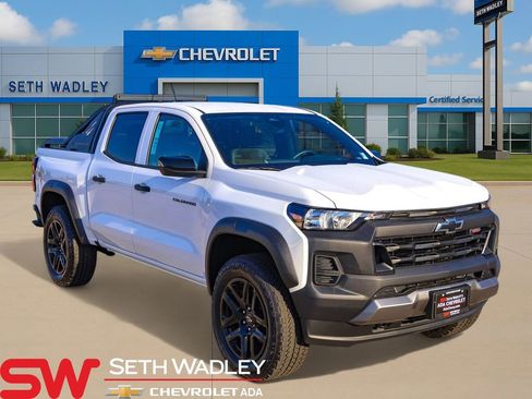 New 2025 Chevrolet Colorado Trail Boss w/ Midnight Edition image 1