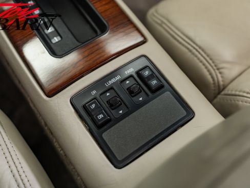 Used 1993 Cadillac Eldorado Touring FWD image 38