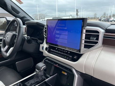 Used 2024 Toyota Sequoia Capstone image 18