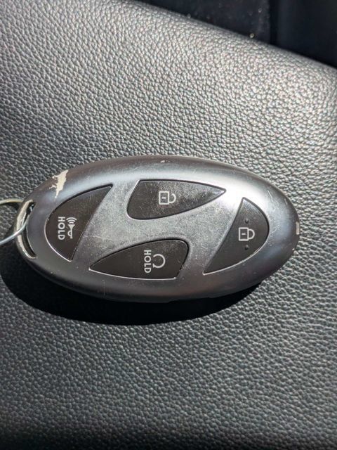 Used 2024 Hyundai Elantra SEL w/ Convenience Package FWD image 33
