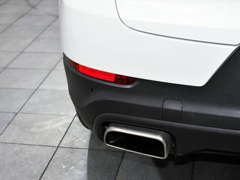 Used 2022 Porsche Cayenne Coupe image 81