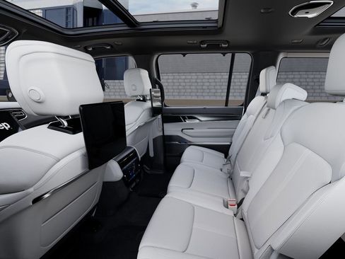 New 2026 Jeep Grand Wagoneer Summit image 23