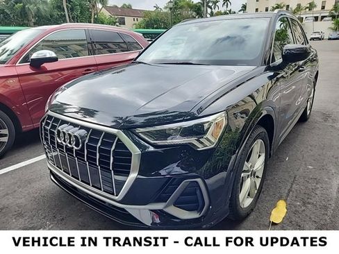 Used 2022 Audi Q3 2.0T Premium Plus w/ Premium Plus Package image 1