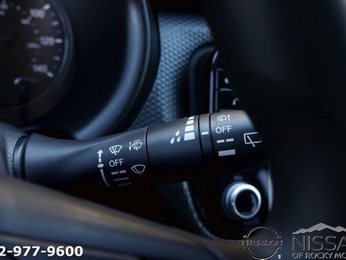 Used 2021 Nissan Kicks SV image 22