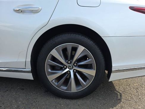 Used 2018 Lexus LS 500 AWD w/ Accessory Package (Z1) image 13