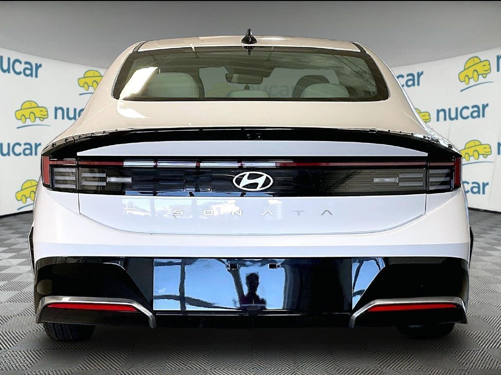 Used 2026 Hyundai Sonata SEL FWD image 5