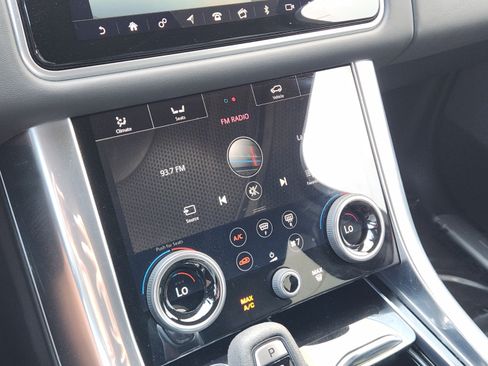 Used 2021 Land Rover Range Rover Sport HST AWD/4WD image 15