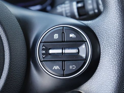 Used 2024 Kia Soul LX w/ Option Group 015 FWD image 8