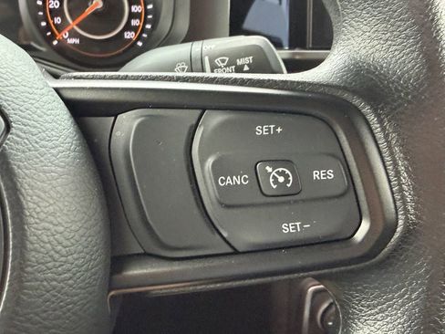 Used 2025 Jeep Gladiator Sport AWD/4WD image 30