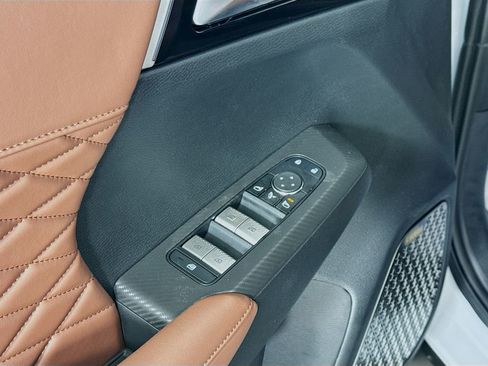 New 2025 Mitsubishi Outlander SEL image 18