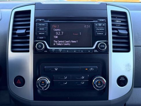 Used 2018 Nissan Frontier SV RWD image 28