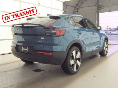 Used 2023 Volvo C40 P8 Recharge Ultimate w/ Protection Package Premier image 2