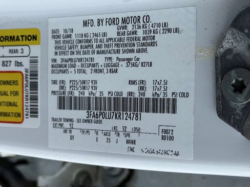 Used 2019 Ford Fusion SE FWD image 39