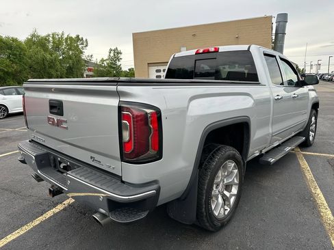 Used 2017 GMC Sierra 1500 SLT w/ SLT Premium Package AWD/4WD image 14