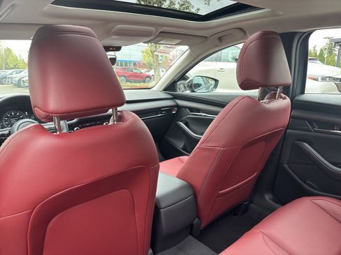 Used 2025 MAZDA MAZDA3 s AWD/4WD image 8