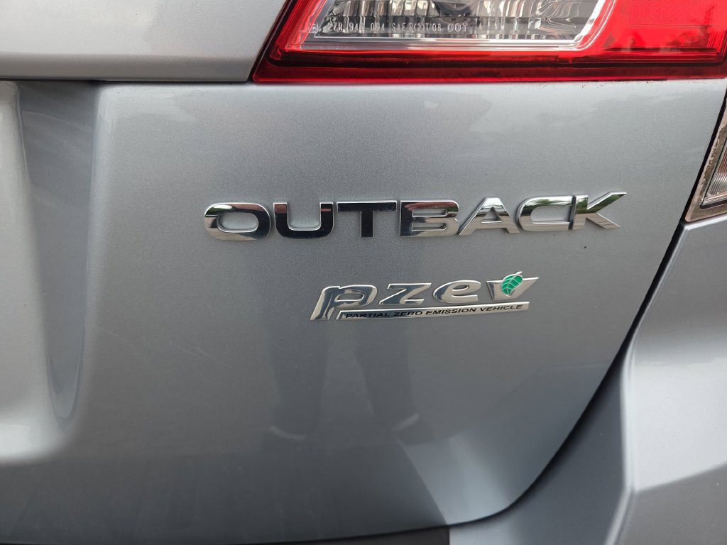 Used 2014 Subaru Outback 2.5i Premium w/ Popular Package #1A AWD/4WD image 22