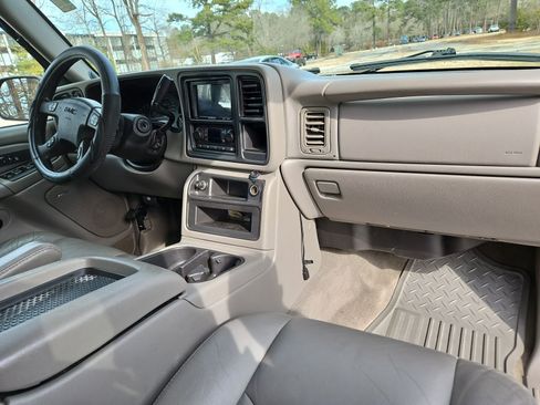 Used 2004 GMC Sierra 1500 SLT w/ Off-Road Package image 16
