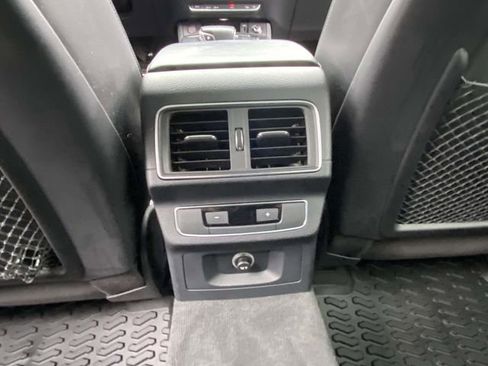 Used 2018 Audi SQ5 Premium Plus w/ S Sport Package image 11