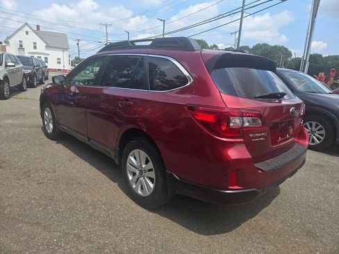 Used 2015 Subaru Outback 2.5i Premium AWD/4WD image 8