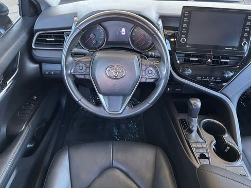 Used 2022 Toyota Camry XSE image 31
