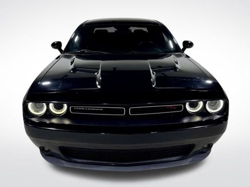 Used 2015 Dodge Challenger R/T w/ Quick Order Package 22B R/T image 9
