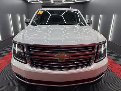 Used 2016 Chevrolet Suburban LTZ image 2