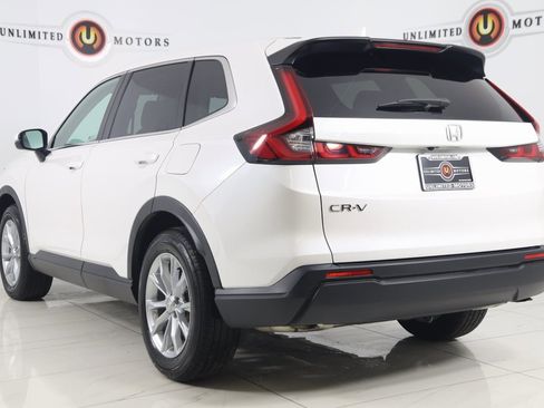 Used 2024 Honda CR-V EX image 4