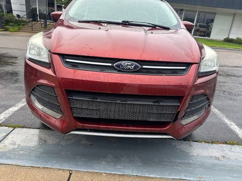 Used 2015 Ford Escape SE FWD image 3