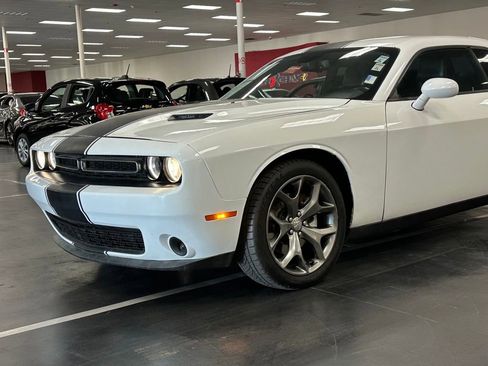 Used 2016 Dodge Challenger SXT Plus image 10