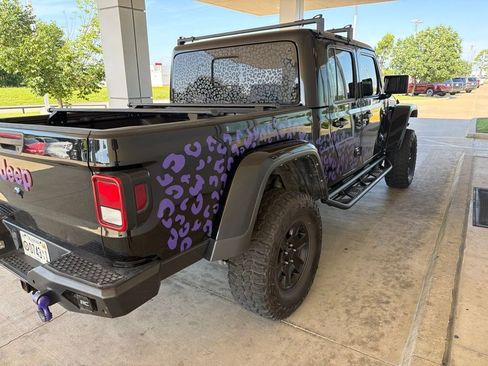 Used 2022 Jeep Gladiator Mojave w/ Cold Weather Group AWD/4WD image 4