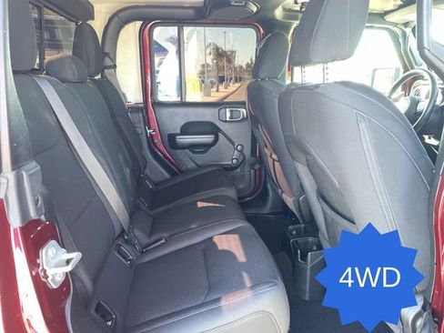 Used 2021 Jeep Gladiator Sport AWD/4WD image 26