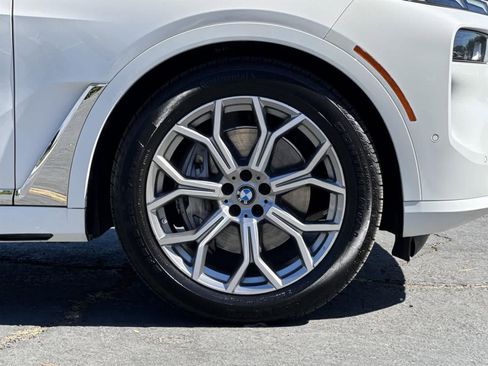 Used 2023 BMW X7 xDrive40i image 44