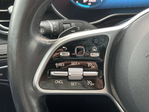 Certified 2022 Mercedes-Benz GLC 300 4MATIC w/ Premium Package Lite image 28