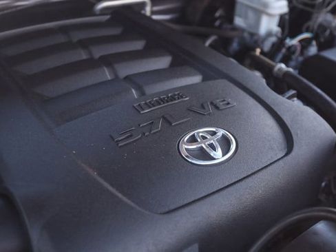 Used 2015 Toyota Sequoia Limited AWD/4WD image 65