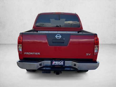 Used 2011 Nissan Frontier SV w/ SV Premium Utility Pkg image 6