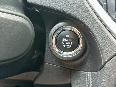 Used 2022 Subaru Impreza 2.0i Premium AWD/4WD image 30