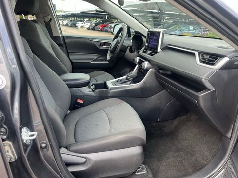 Used 2024 Toyota RAV4 XLE image 34