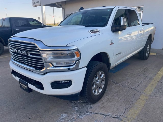 Used 2023 RAM 2500 Laramie AWD/4WD image 1